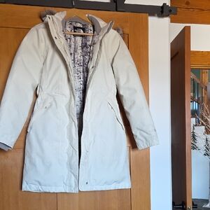 The North Face Women's Cream Ski Jacket with Fur Hood